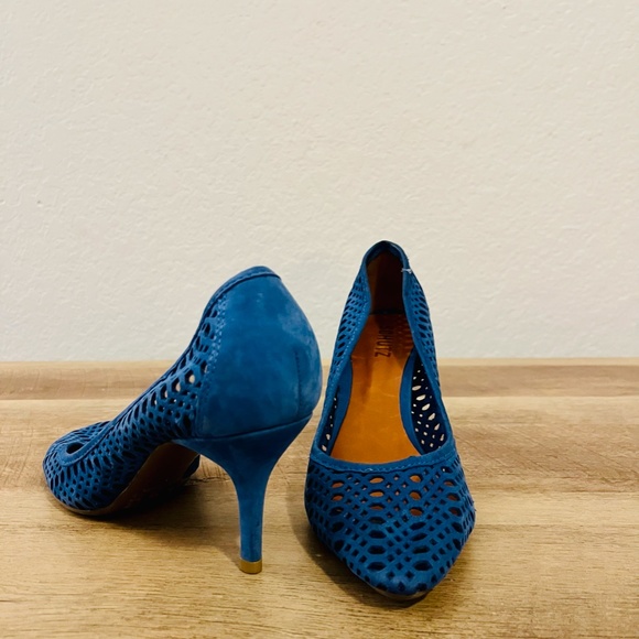 Schutz Blue Suede Heels size 8 - Picture 3 of 4